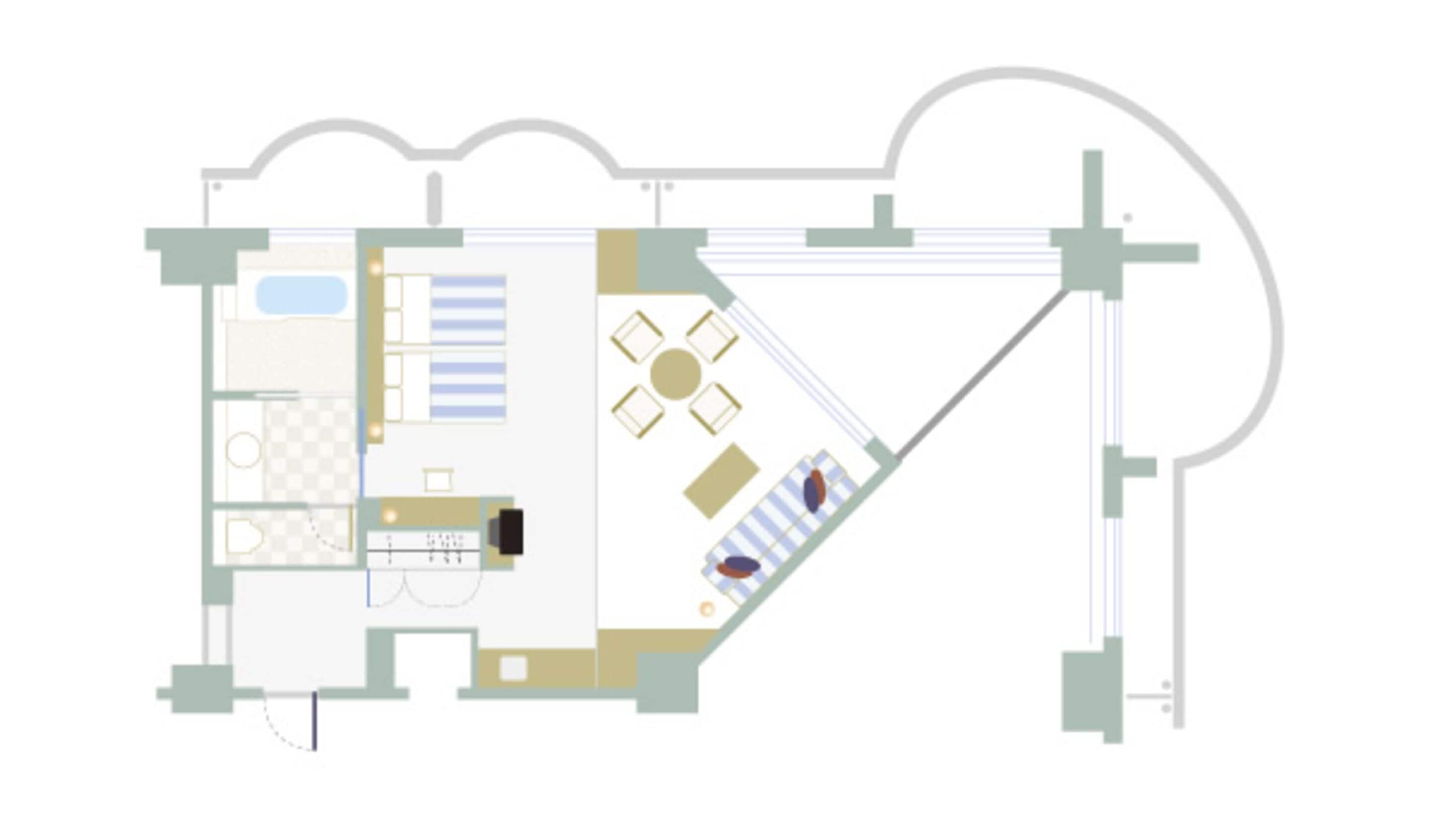 junior suite, non smoking | in-room safe, blackout curtains, iron/ironing board, free wifi