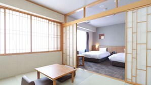 房內夾萬、書桌、遮光窗簾/窗簾、免費 Wi-Fi