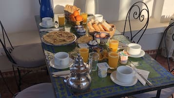 Daily local cuisine breakfast (MAD 75 per person)