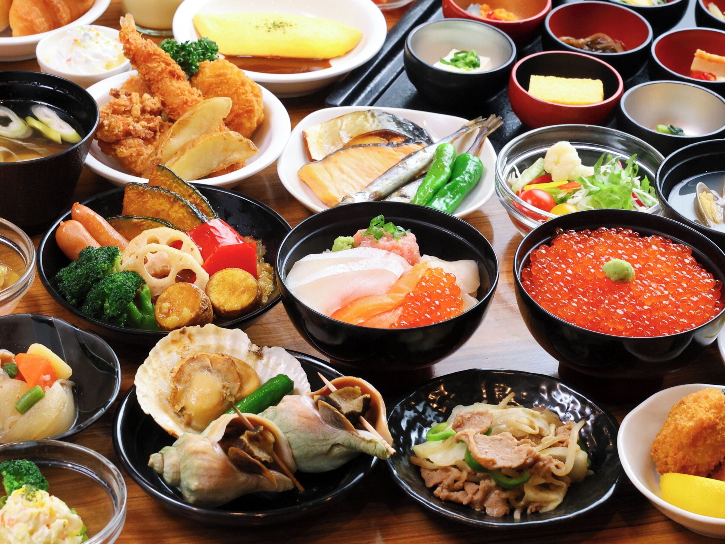 Daily buffet breakfast (JPY 3000 per person)
