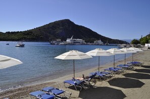 Beach - Minoa Hotel (Nafplio)
