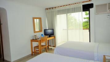 Chambre Standard, 2 lits doubles | Vue de la chambre