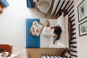 Minibar, in-room safe, desk, free cribs/infant beds - Corte di Nettuno - CDSHotels (Otranto)