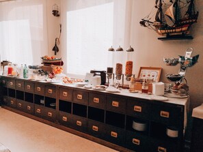 2 restaurants, breakfast, dinner served; Italian cuisine  - Corte di Nettuno - CDSHotels (Otranto)