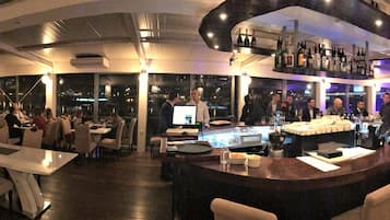 Bar (en la propiedad)