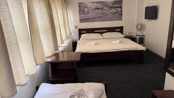 Iron/ironing board, free WiFi, bed sheets