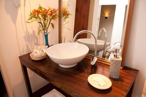 Bathroom - Blue Soho Hotel (Buenos Aires)