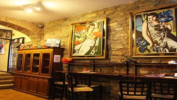 Bar (in der Unterkunft)