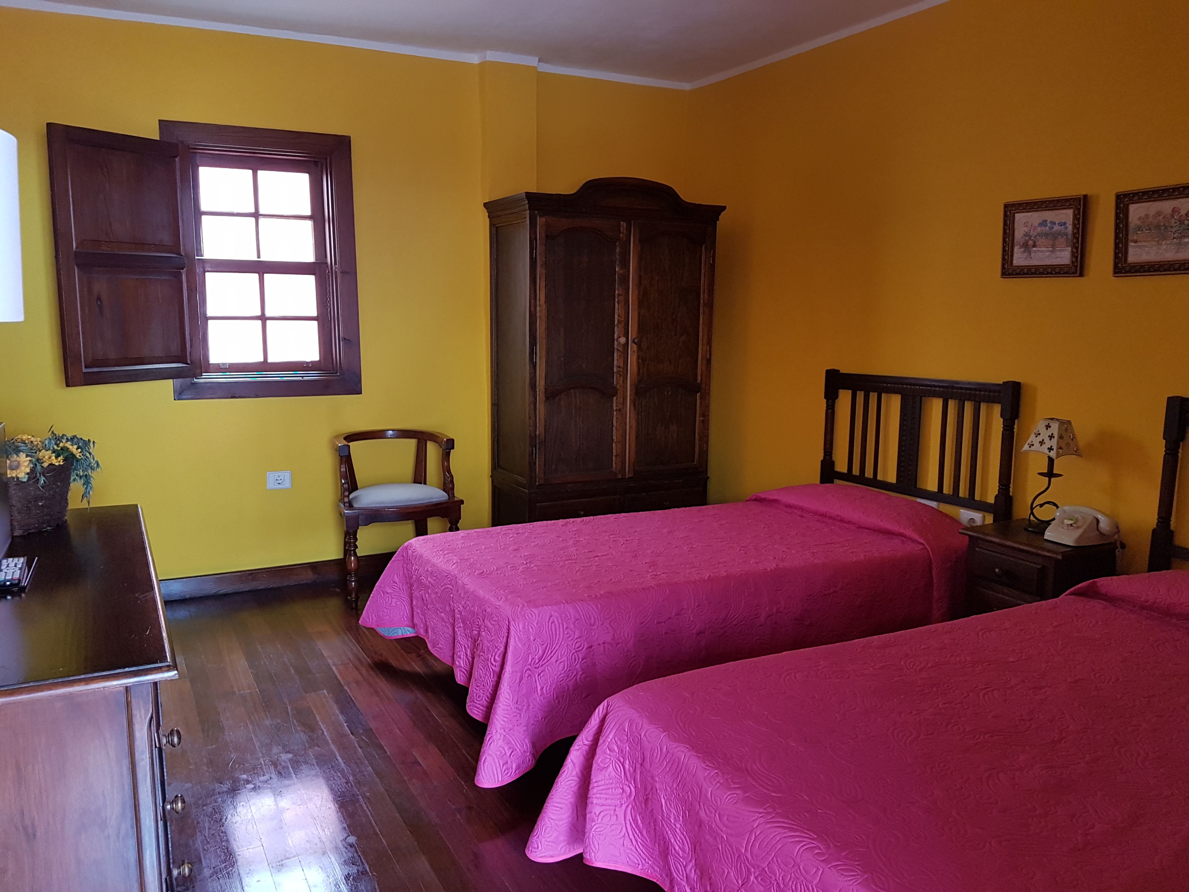 Photo - Fonda Central