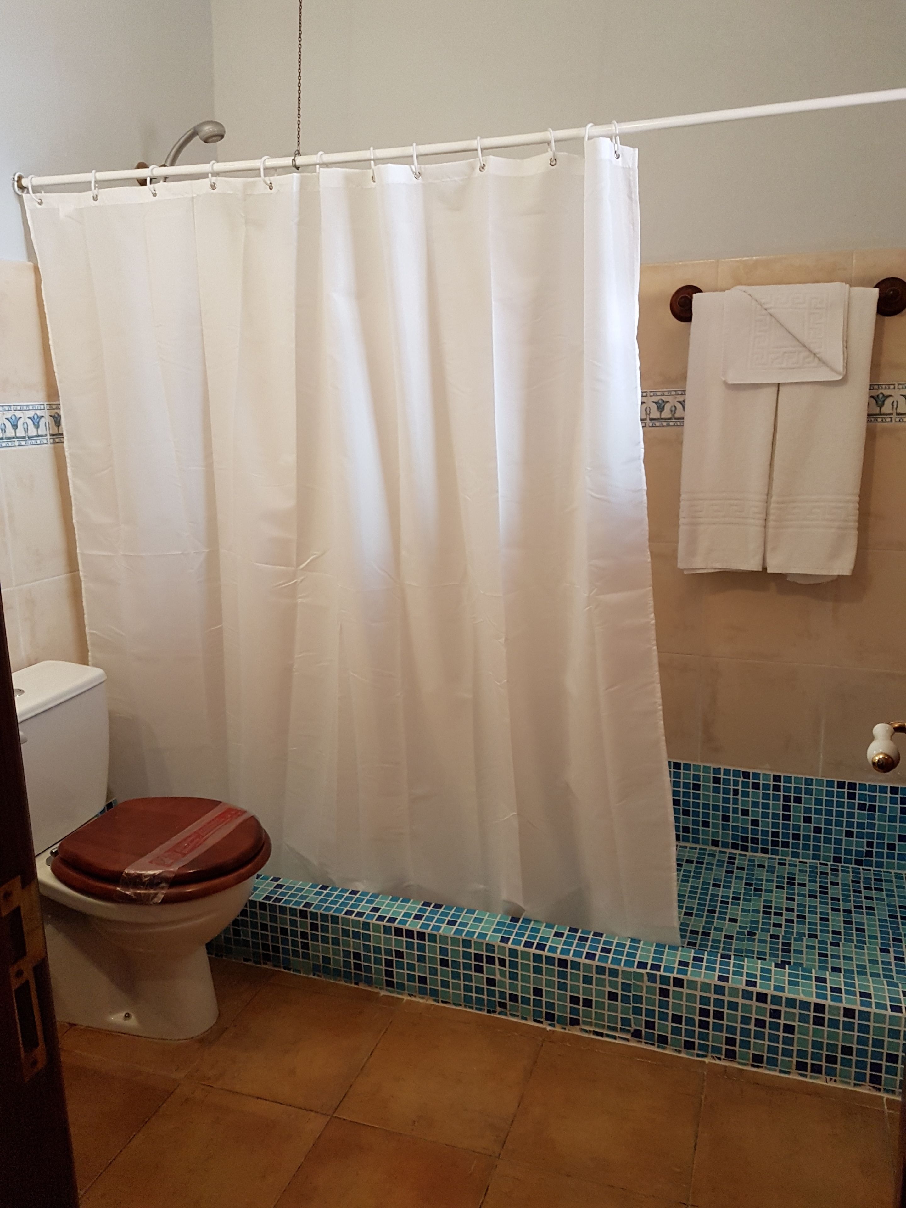 Photo - Fonda Central