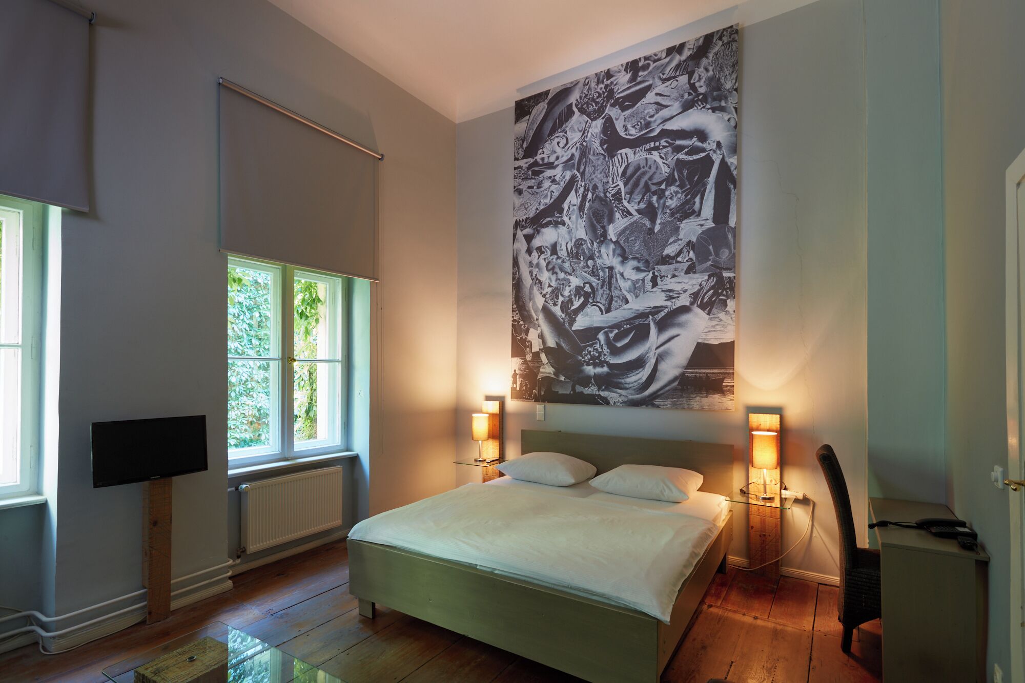 Dobbeltrom – deluxe | Safe på rommet, individuelt innredet, lydisolert og strykejern/-brett