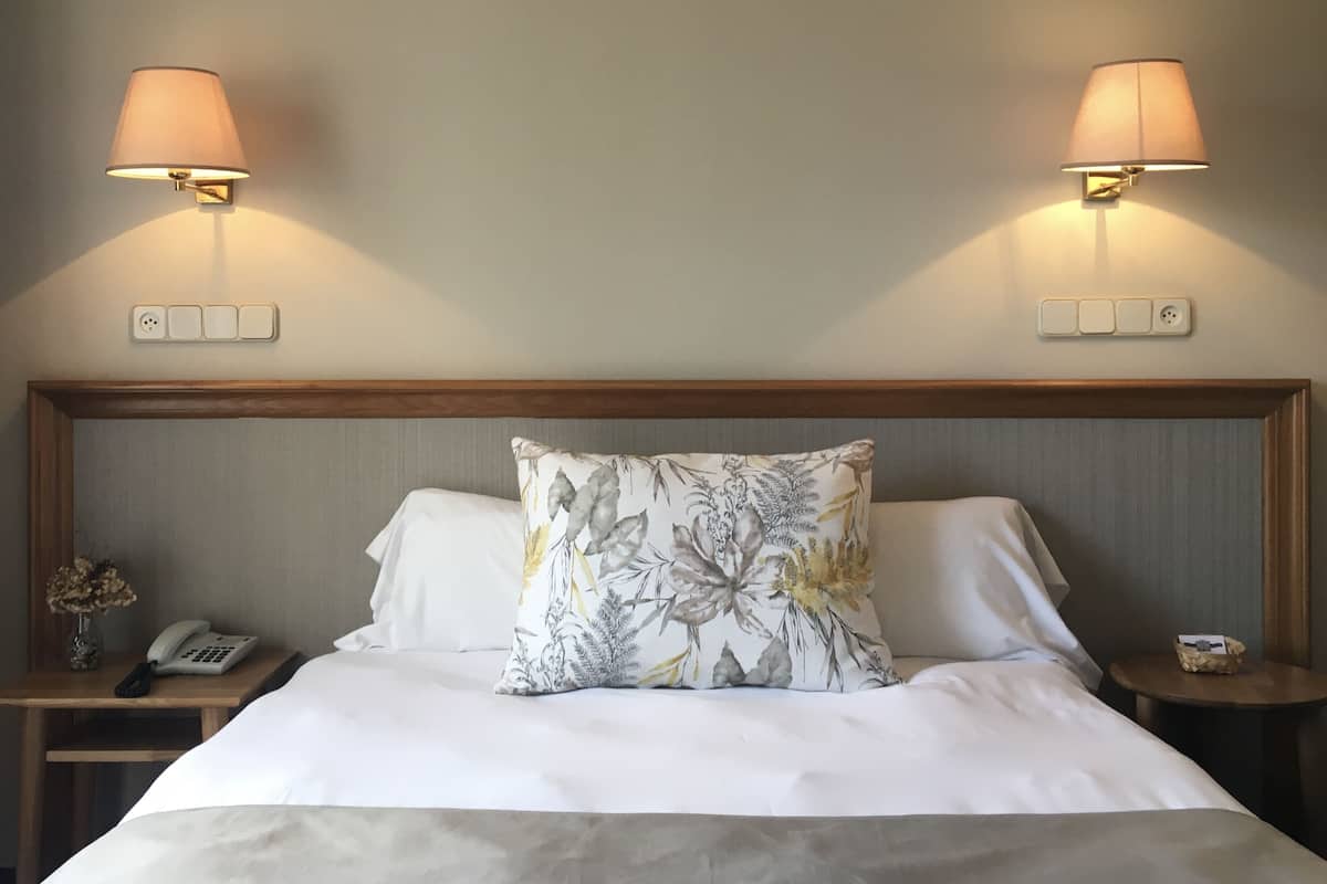 1 bedroom, in-room safe, desk, laptop workspace