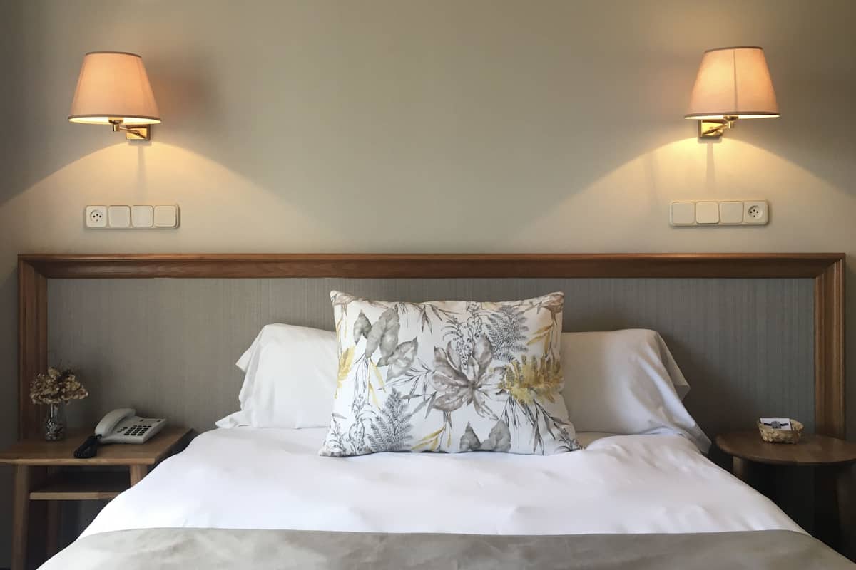In-room safe, desk, laptop workspace, blackout drapes