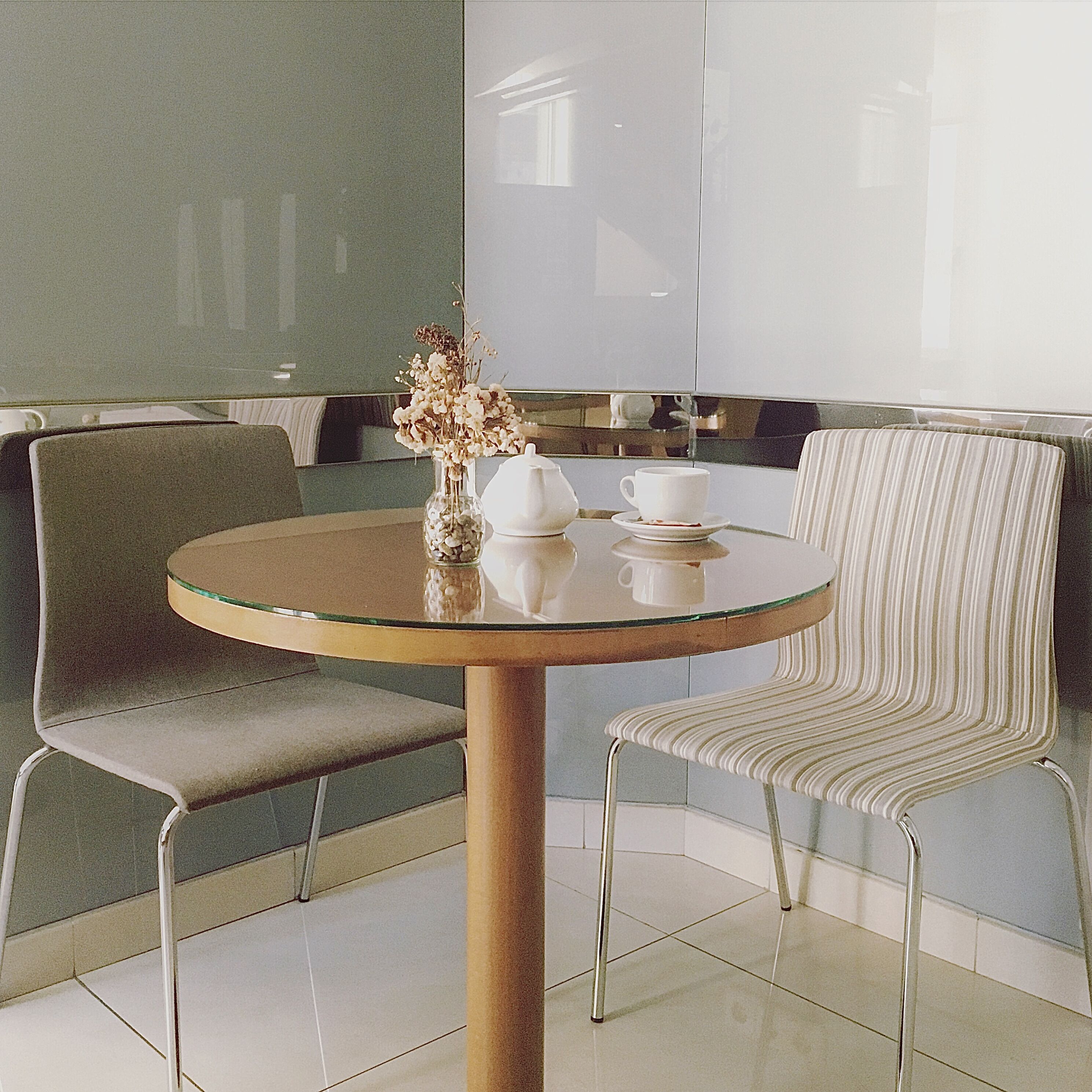 daily continental breakfast (eur 11.00 per person)