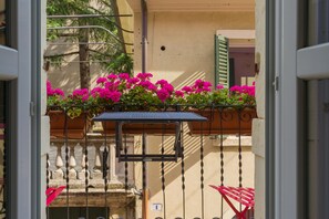 Basic Room (Small Room) | Terrace/patio - Giardino Giusti House & Court (Verona)