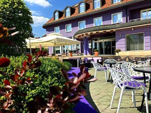 Terrace/patio - Hotel Phoenix (Zagreb)