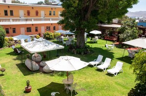 Deluxe-Doppelzimmer, 1 King-Bett, Gartenblick | Blick auf den Innenhof