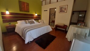 Down duvets, desk, laptop workspace, free WiFi