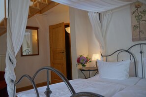 Standard-Apartment, 2 Schlafzimmer | Hochwertige Bettwaren, individuell dekoriert, individuell eingerichtet