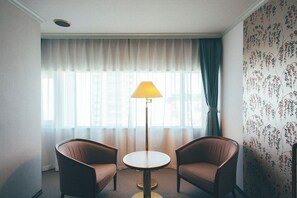 Twin Room, Multiple Beds | Living area | LCD TV, pay movies - Kakegawa Grand Hotel (Kakegawa)