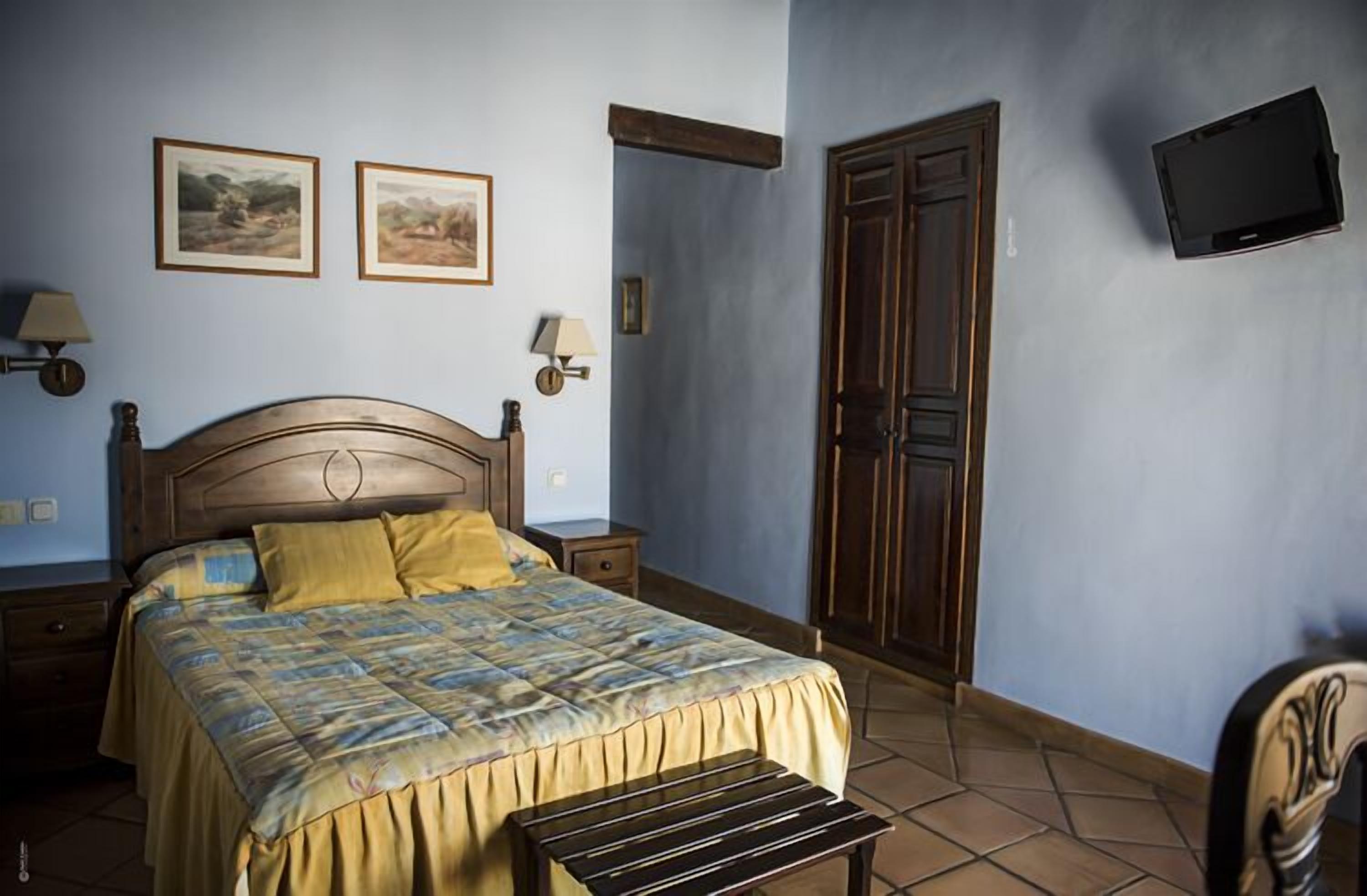 double or twin room | desk, blackout curtains, soundproofing, free cots/infant beds