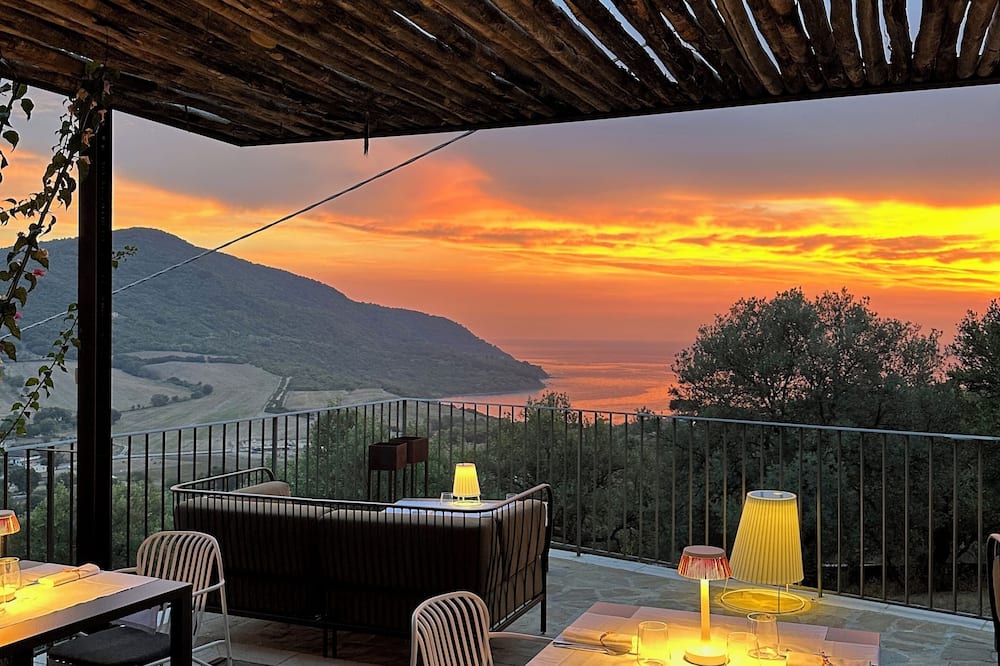 Baia Di Trentova