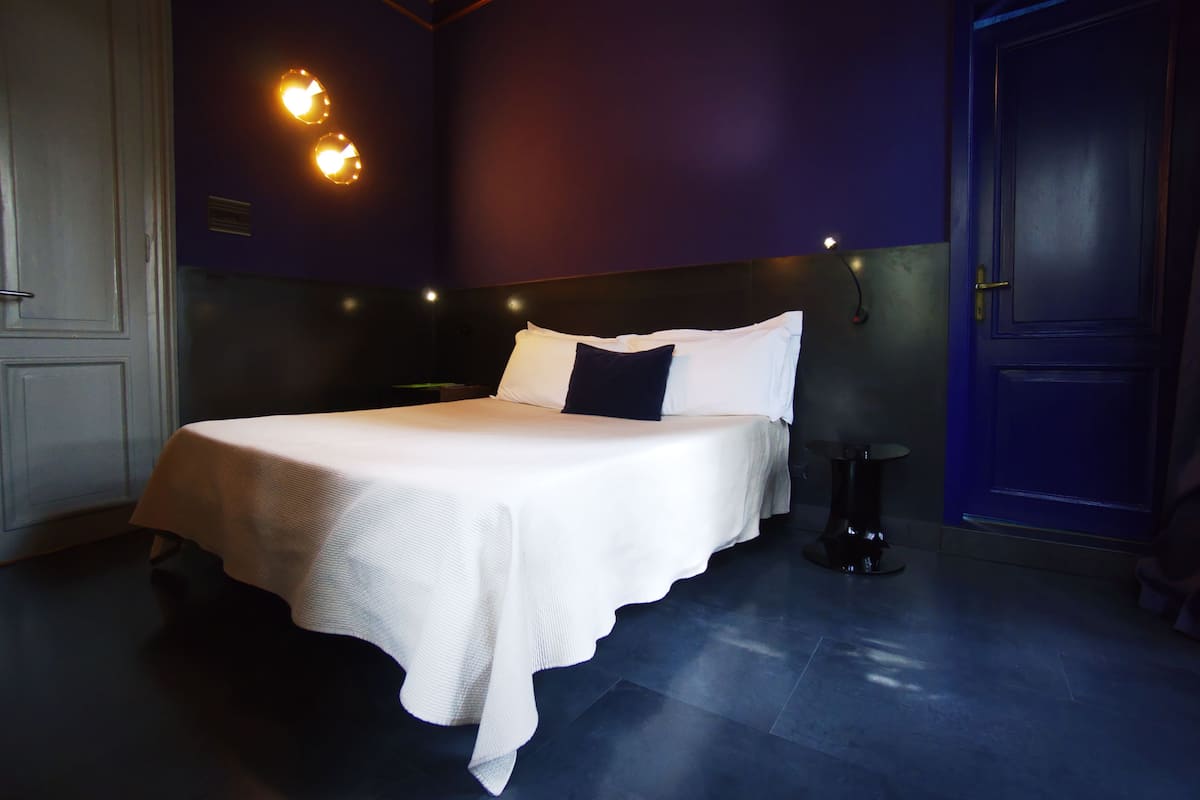 standard double or twin room | premium bedding, down duvets, in-room safe, desk
