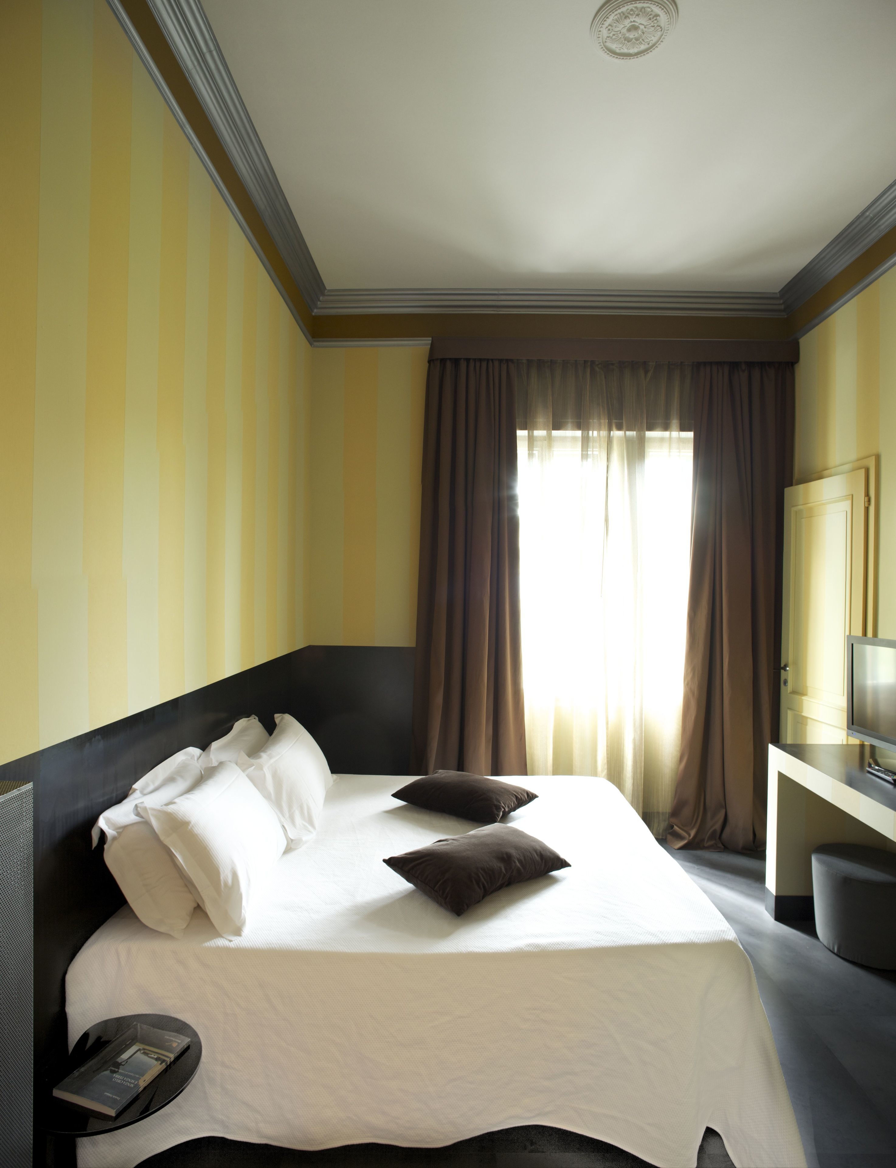 standard double or twin room | premium bedding, down duvets, in-room safe, desk