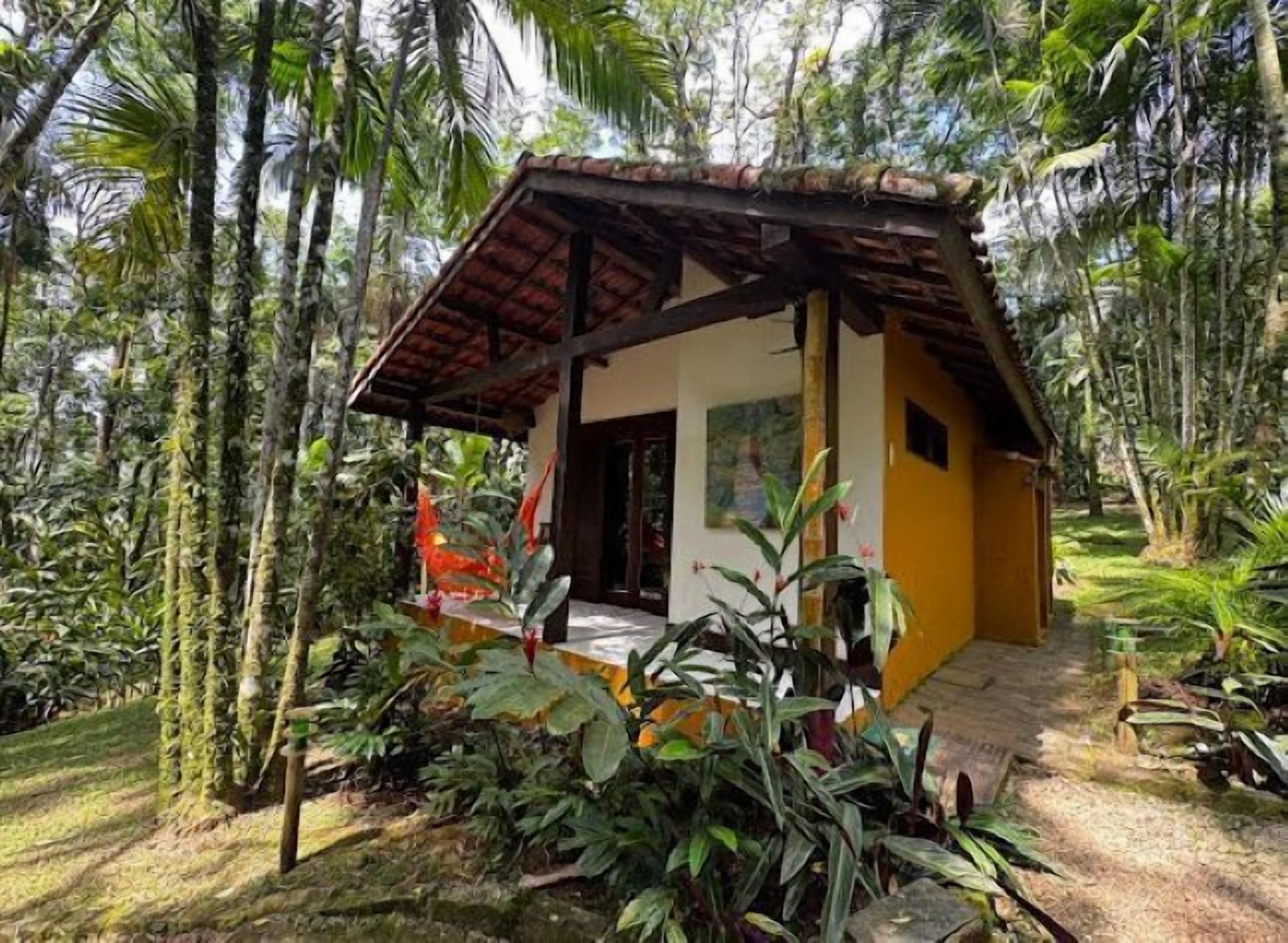Ropa de cama de alta calidad, minibar y decoración personalizada 