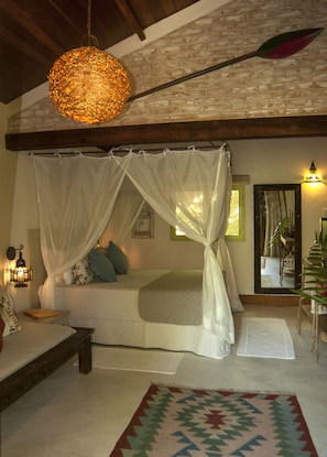Bangalô (Special ) | Roupas de cama premium, frigobar, individualmente decorados