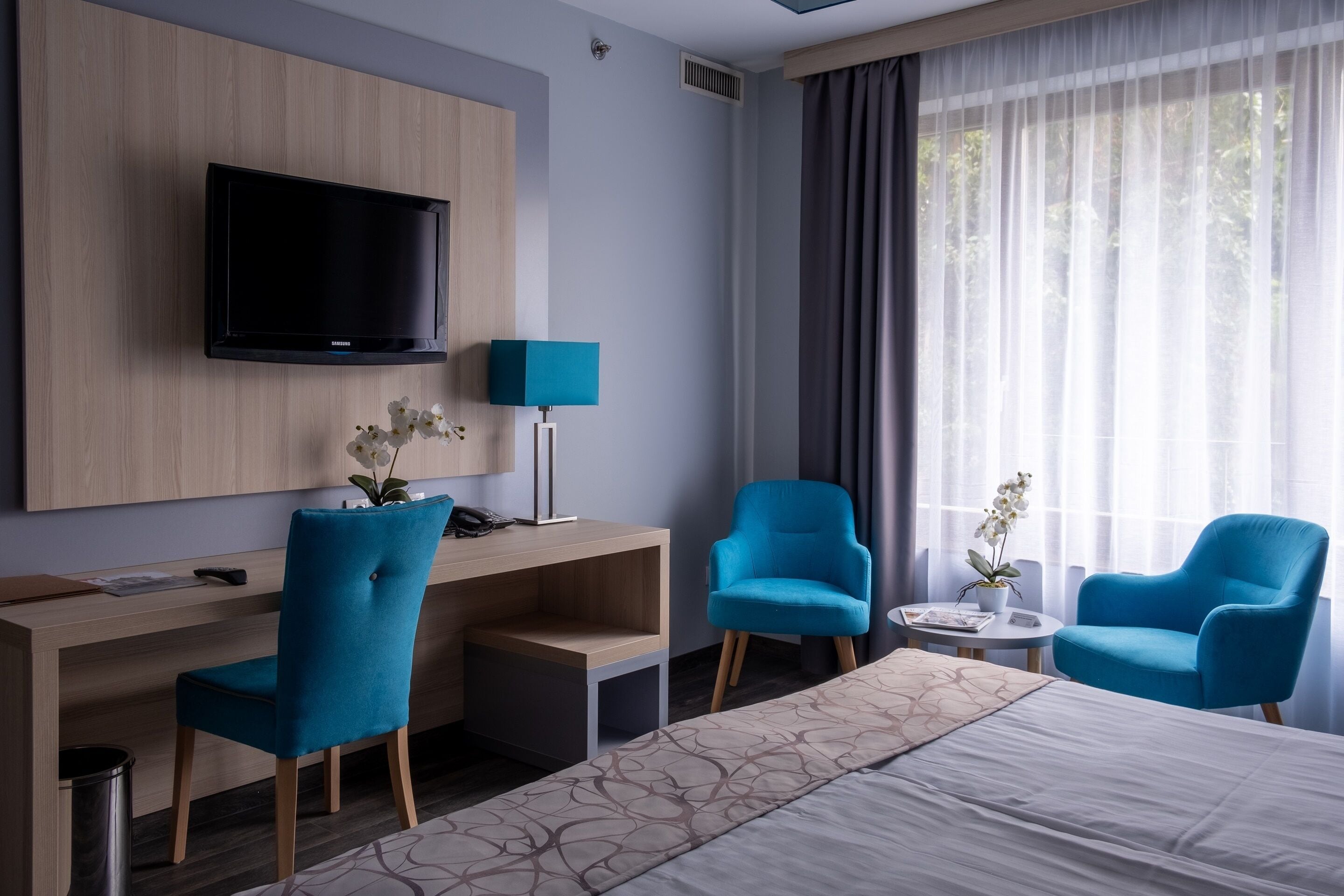 superior room | 1 bedroom, premium bedding, minibar, in-room safe
