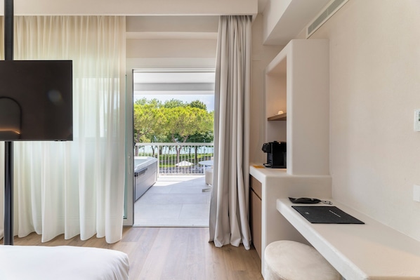 Junior-Suite, Whirlpool | Ausblick vom Zimmer