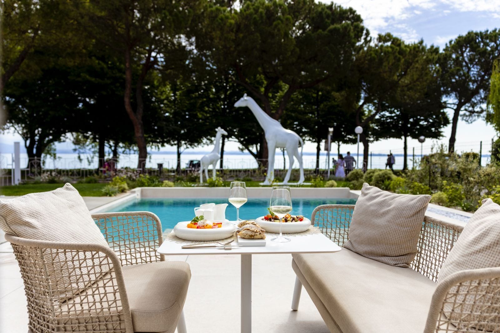 Photo - Hi Hotels Sirmione - Lakeview Pool