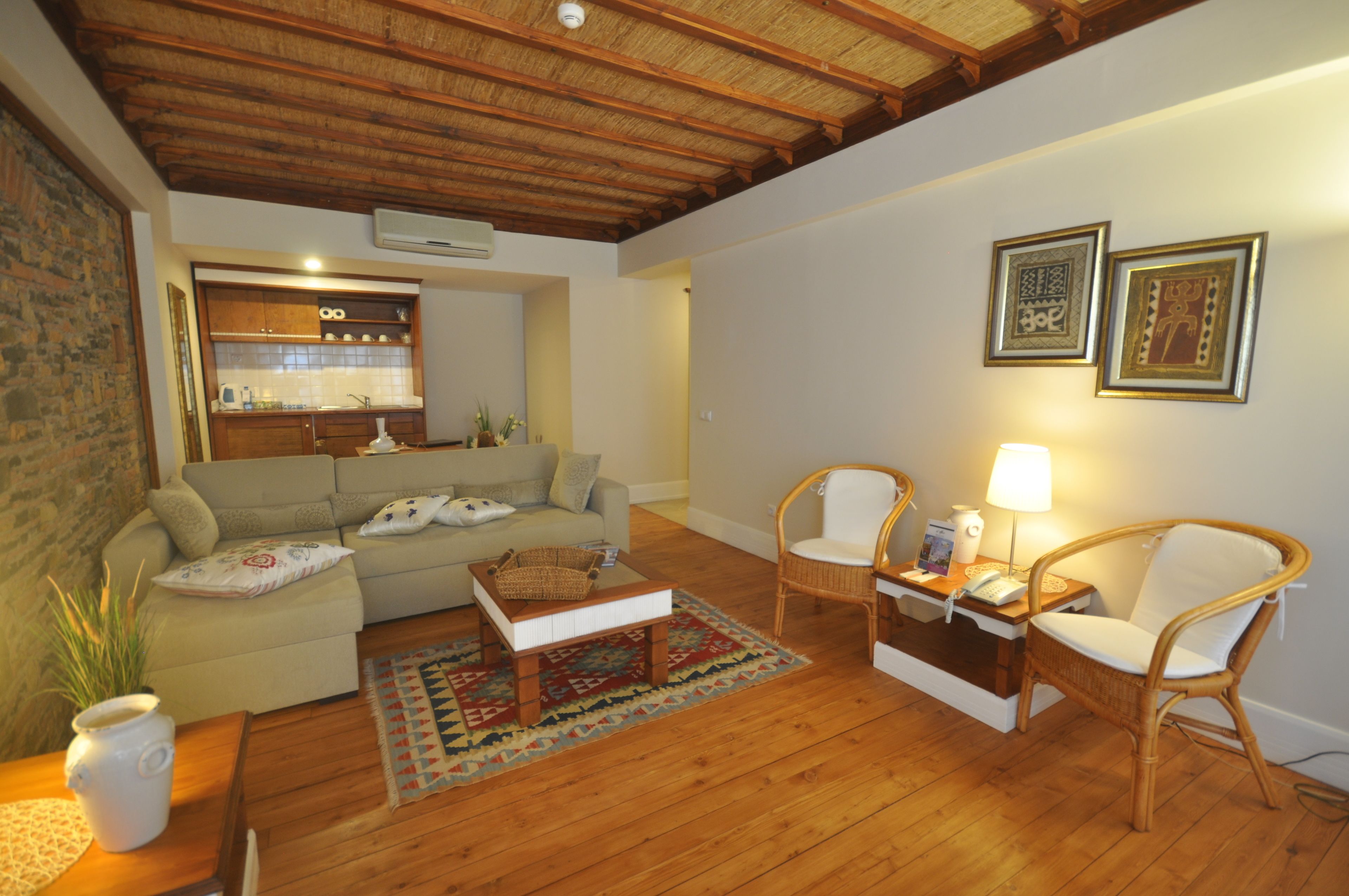Photo - El Vino Hotel Suites - Special Class