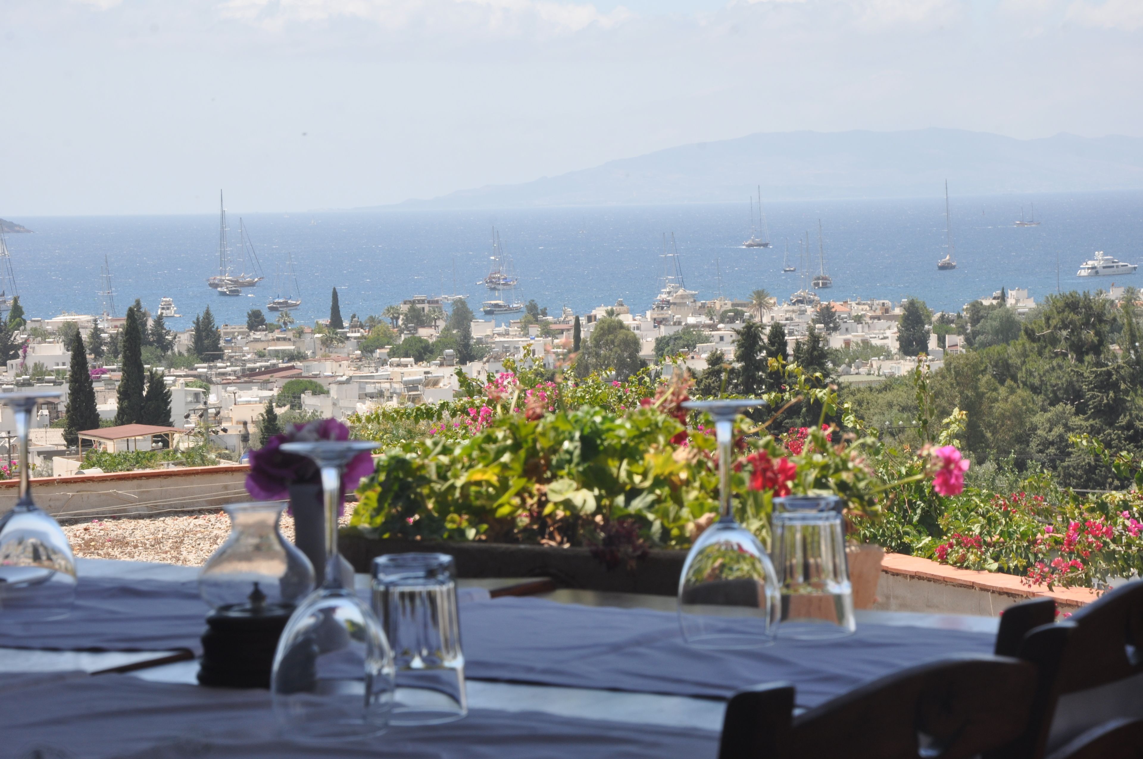 점심 식사, 저녁 식사 제공, 지중해 요리, 바다 전망