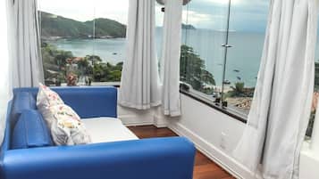 Suite de luna de miel | 1 habitación, minibar y caja de seguridad en la habitación