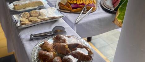 Bữa sáng buffet