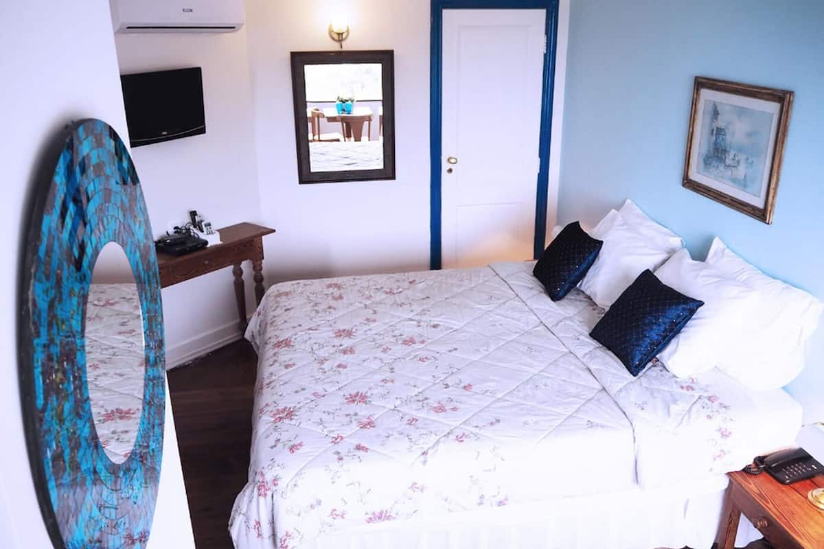 1 chambre, minibar, coffres-forts dans les chambres, rideaux occultants