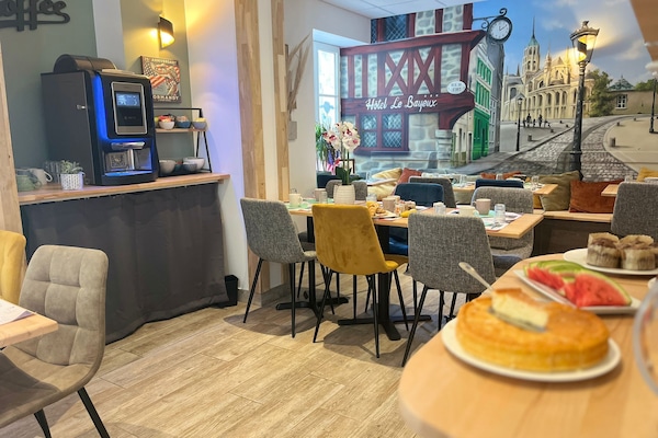 Frokostbuffé hver dag (EUR 16 per person)
