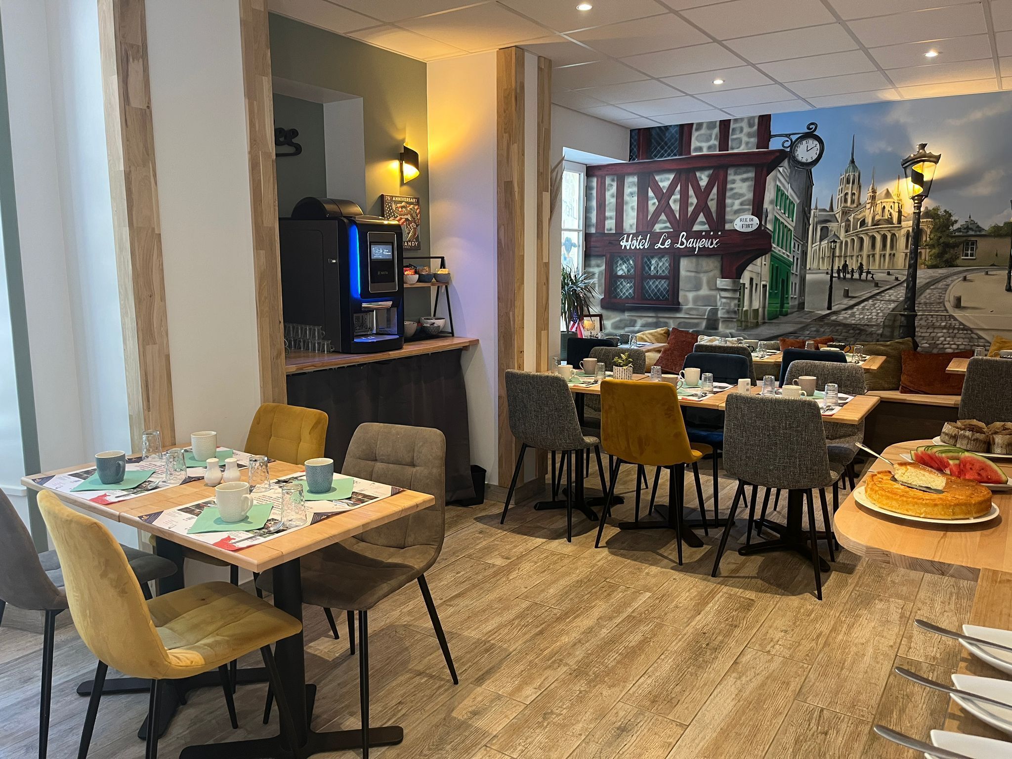 daily buffet breakfast (eur 16 per person)