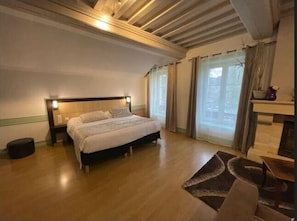 Chambre Familiale, 6 personnes | Literie de qualité supérieure, décoration personnalisée