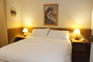 In-room safe, free WiFi