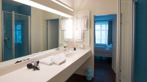 Shower, free toiletries, hair dryer, towels - Stanys Das Apartmenthotel (Vienna)