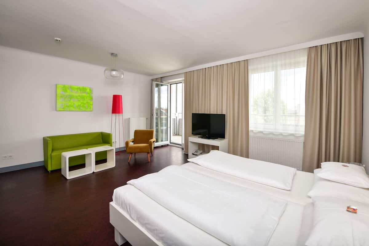 Double Room (Monkey Balcony)