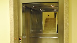 Uklassifisert bilde, 2 av 27, knapp