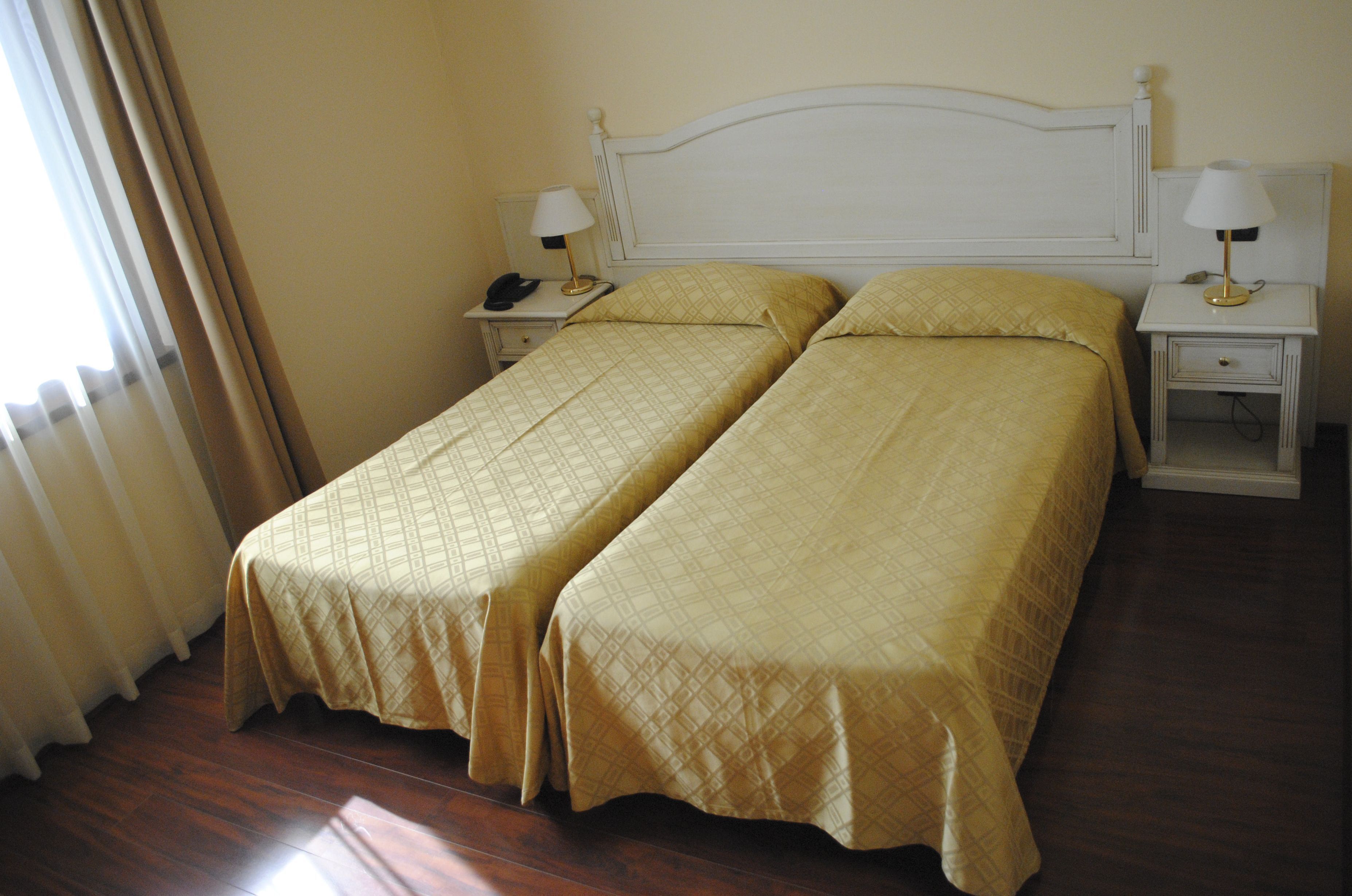 minibar, in-room safe, desk, blackout curtains