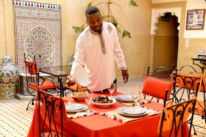 Breakfast, lunch and dinner served - Riad Shaden (Marrakech)