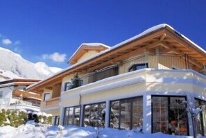 บริเวณภายนอก