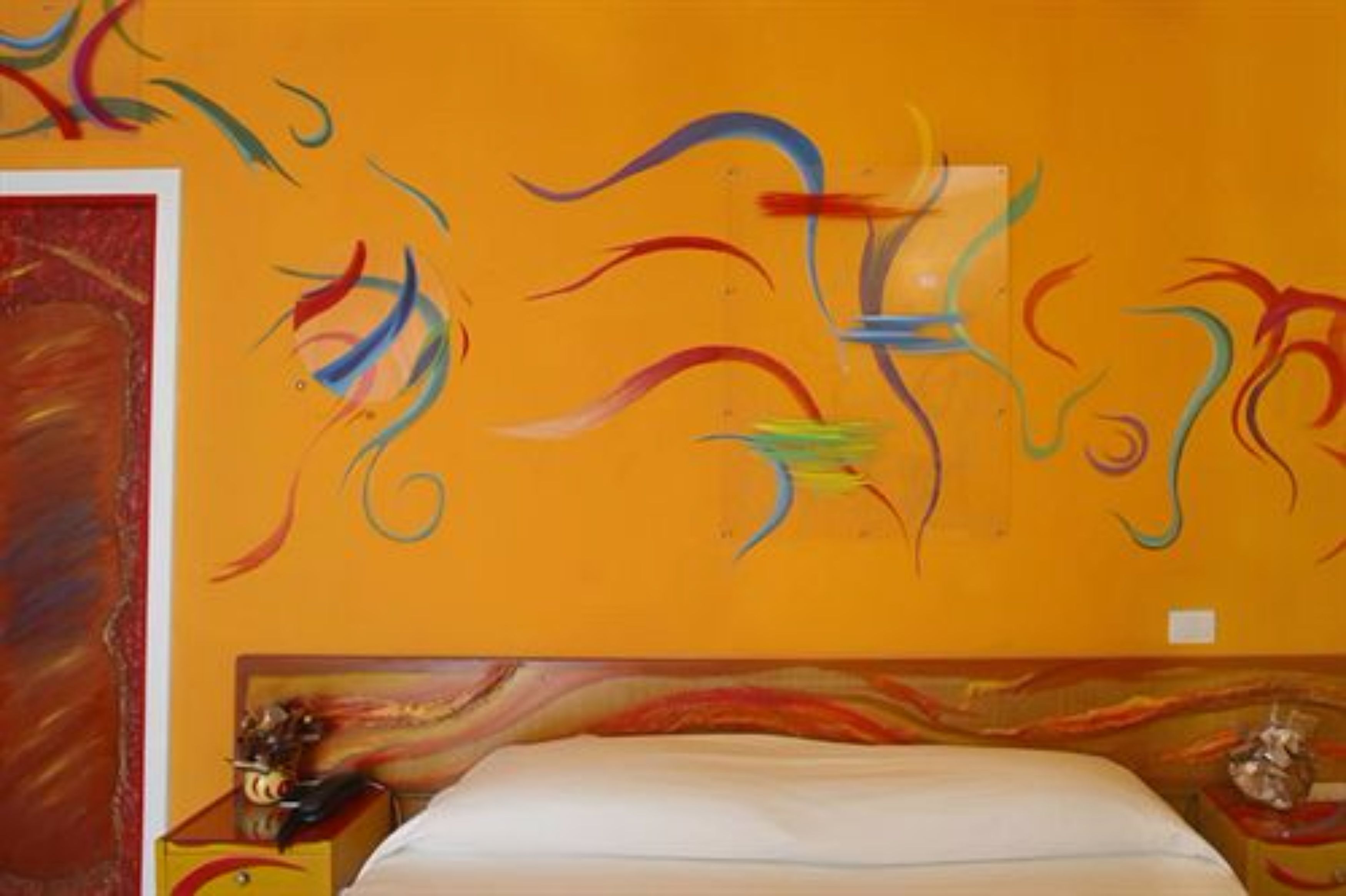 minibar, in-room safe, individually decorated, individually furnished