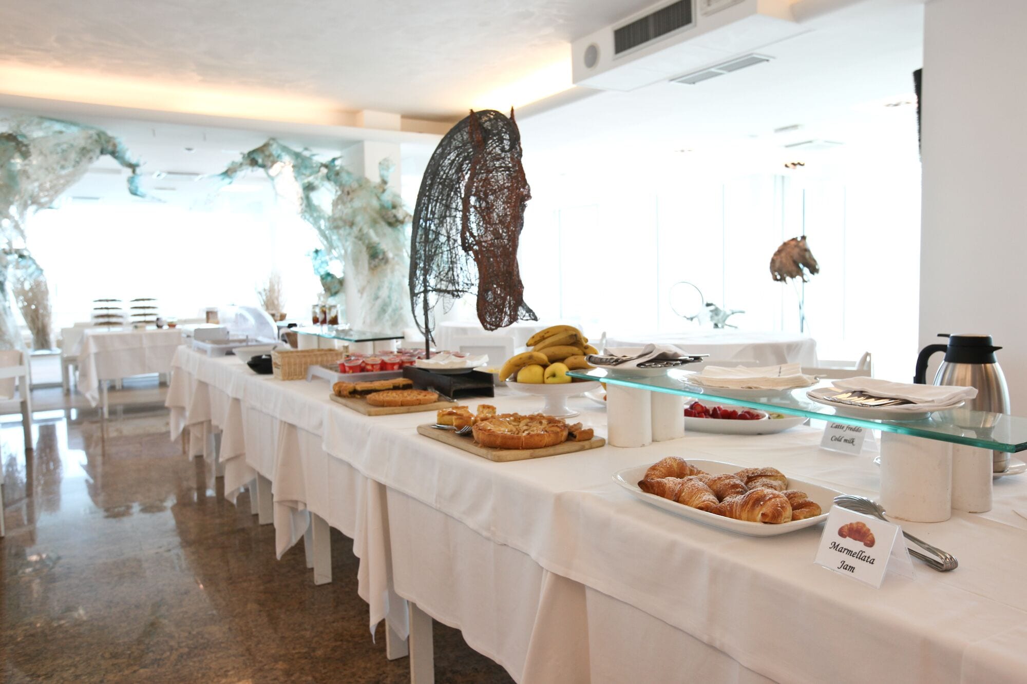 Daily buffet breakfast (EUR 11 per person)